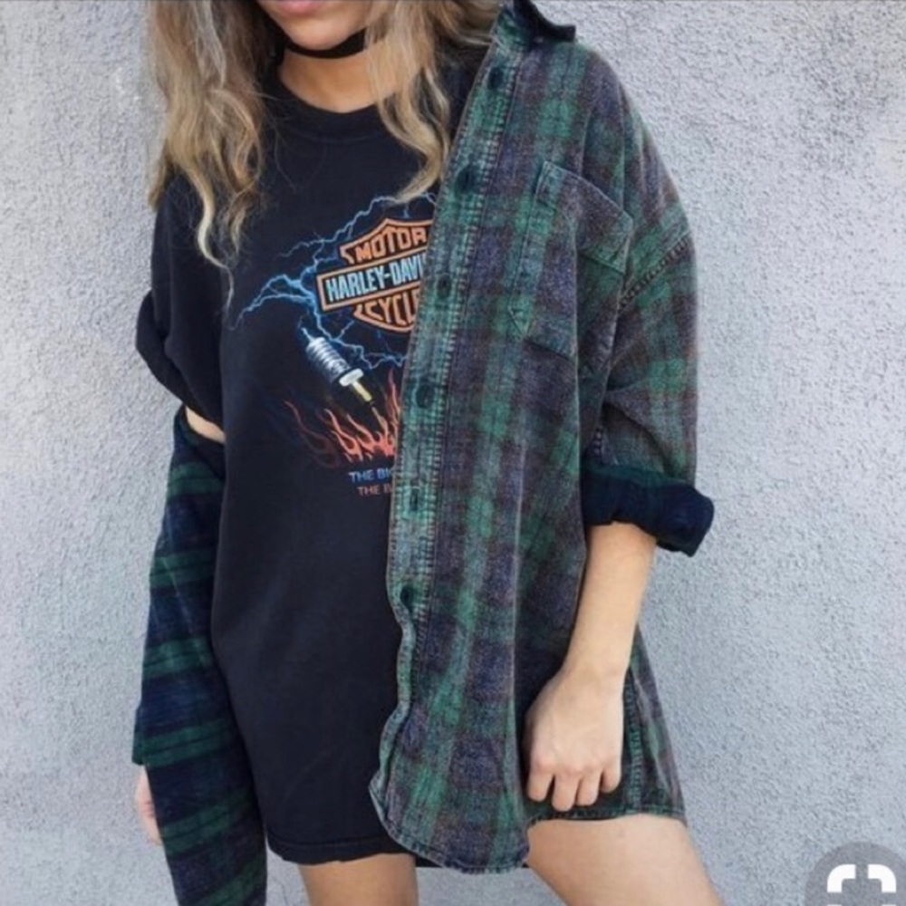BUNDLE 🎉 2 Surprise Vintage Flannels - Picture 5 of 6